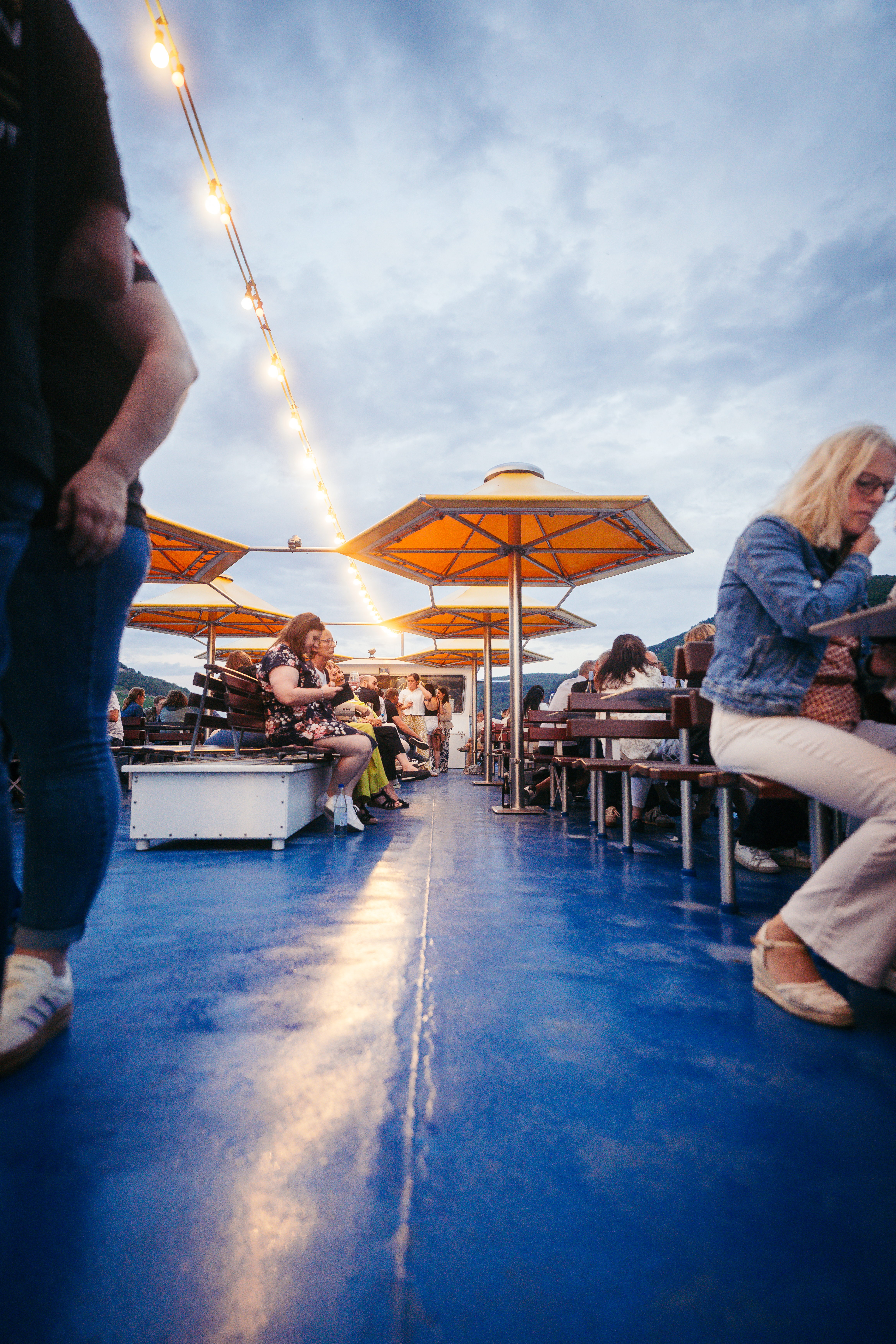 Komm näher! Waves & Wine - EARLY BIRD TICKET